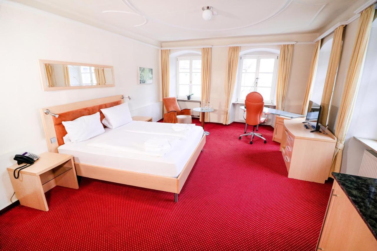 Hotel Rose Weißenburg in Bayern Eksteriør billede